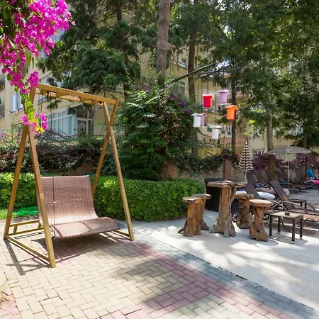 Erkaptan Apart 4* אלאניה