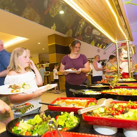 Erkaptan Apart Hotel de apartamente 4*