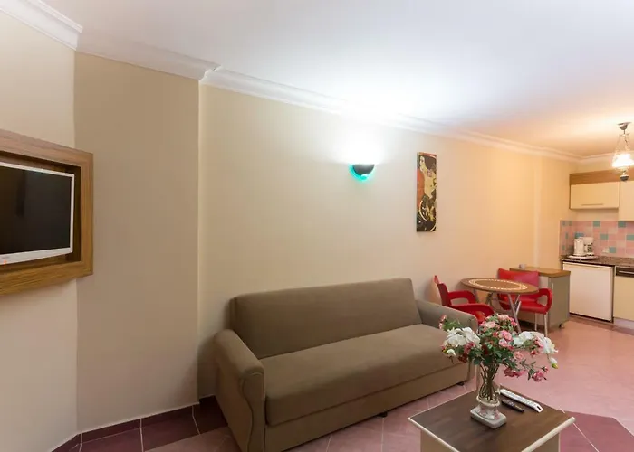 Lägenhetshotell Erkaptan Apart 4*